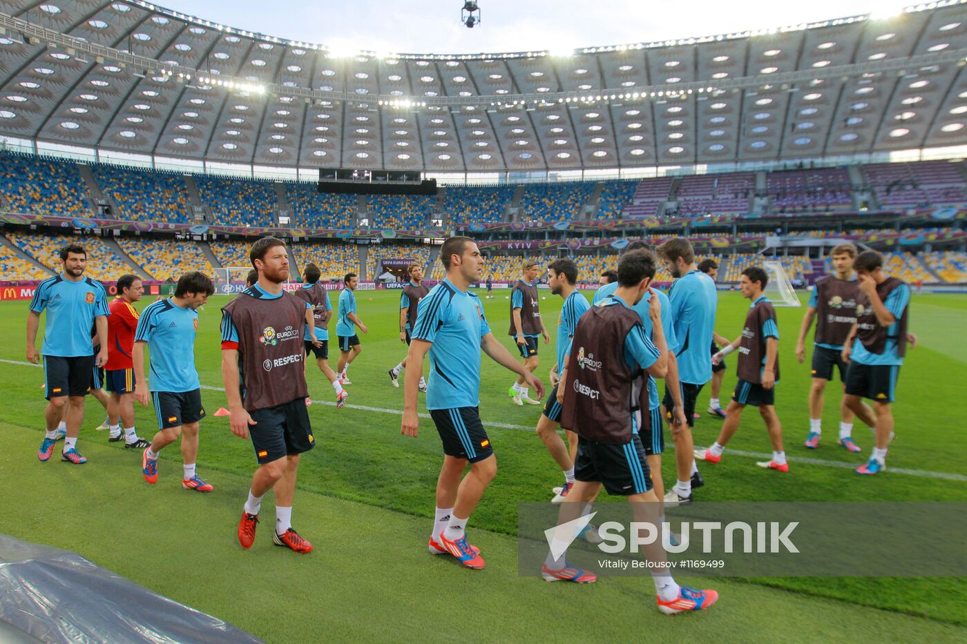 UEFA Euro 2012. Training of Italian and Spanish teams