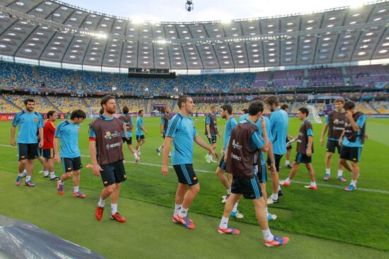 UEFA Euro 2012. Training of Italian and Spanish teams