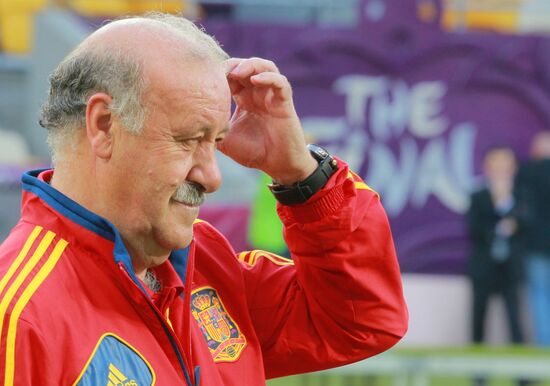 UEFA Euro 2012. Training of Italian and Spanish teams