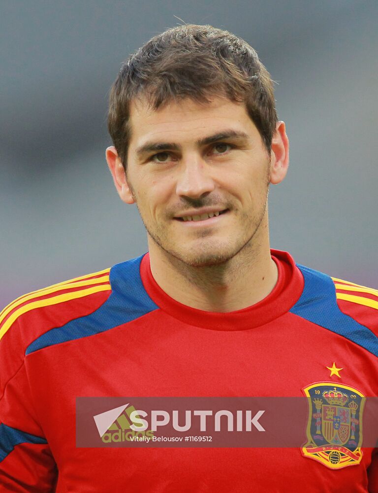 UEFA Euro 2012. Training of Italian and Spanish teams