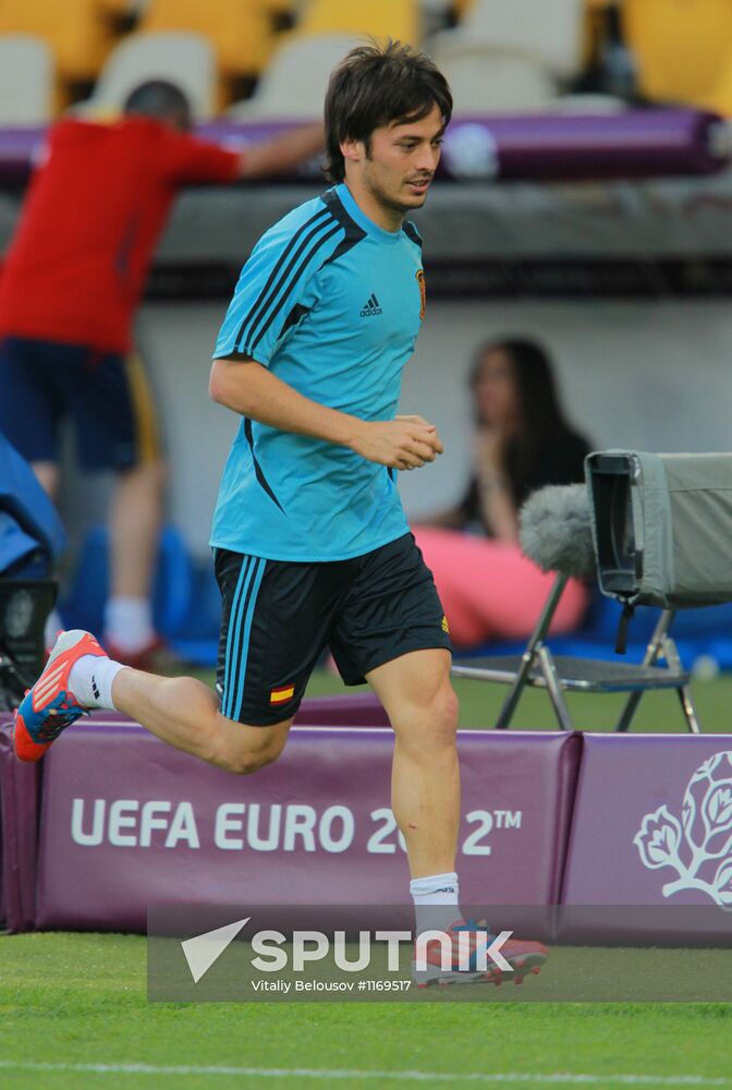 UEFA Euro 2012. Training of Italian and Spanish teams