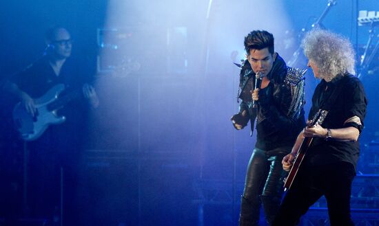 Queen and Adam Lambert give charity concert in Kiev