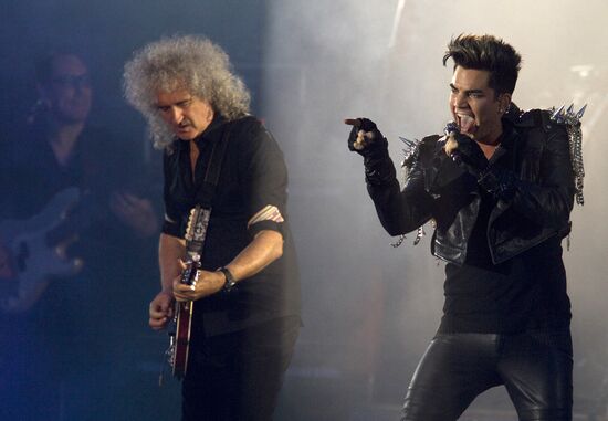 Queen and Adam Lambert give charity concert in Kiev