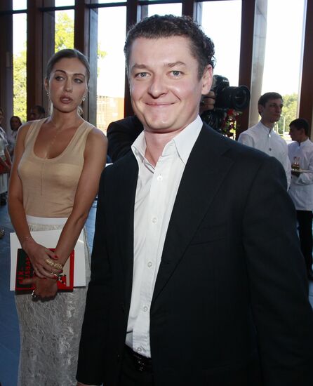 Gala dinner and charitable auction Bazar Heart Dinner