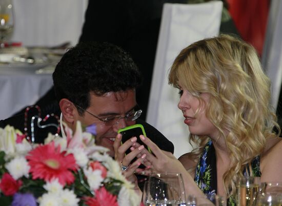Gala dinner and charitable auction Bazar Heart Dinner
