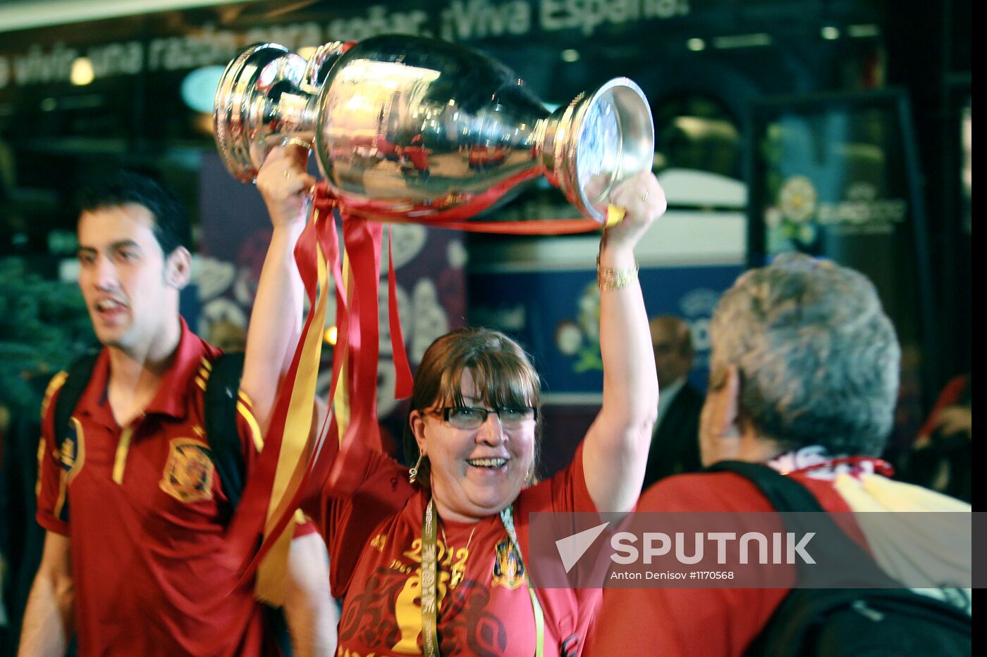 Spanish team come back to hotel after EURO 2012 final match