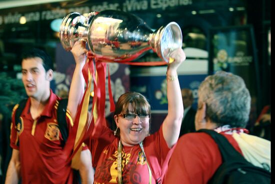 Spanish team come back to hotel after EURO 2012 final match