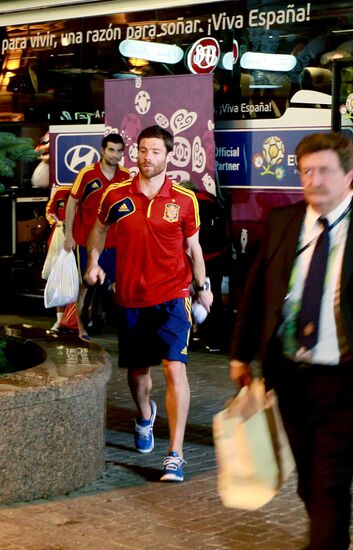 Spanish team come back to hotel after EURO 2012 final match