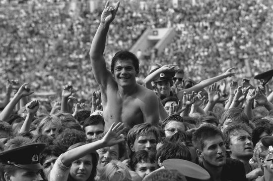 Rock fans