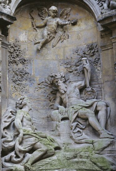 Sculptures of Paris