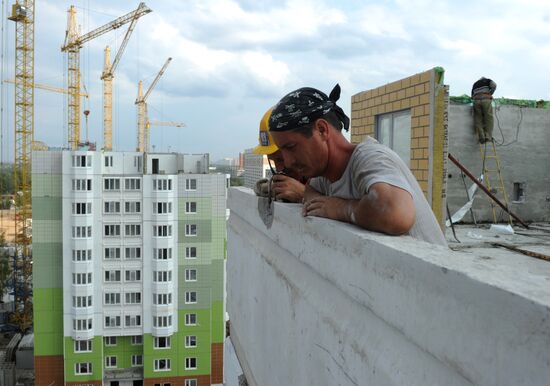 Residential area under construction in Khimki