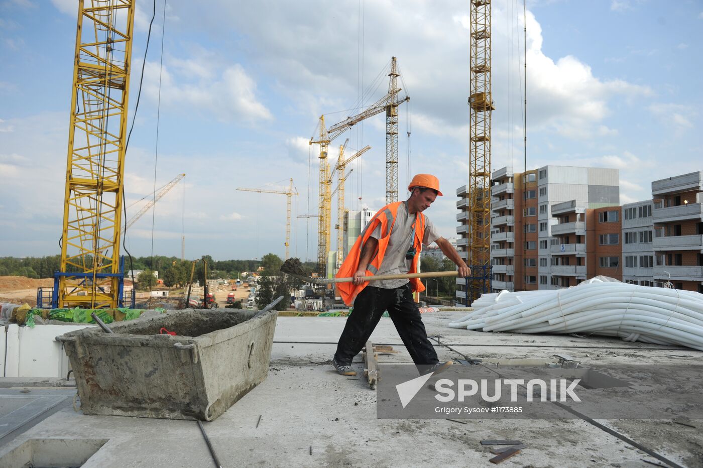 Residential area under construction in Khimki
