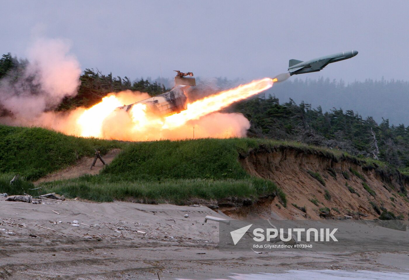 Launch of coastal rocket complex "Redoubt"