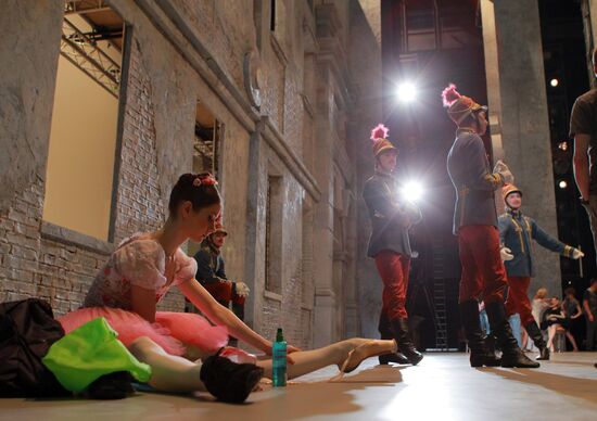 Rehearsal of ballet "Coppelia" by Roland Petit