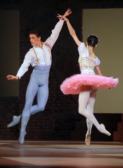 Rehearsal of ballet "Coppelia" by Roland Petit
