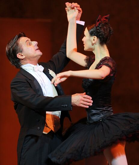 Rehearsal of ballet "Coppelia" by Roland Petit