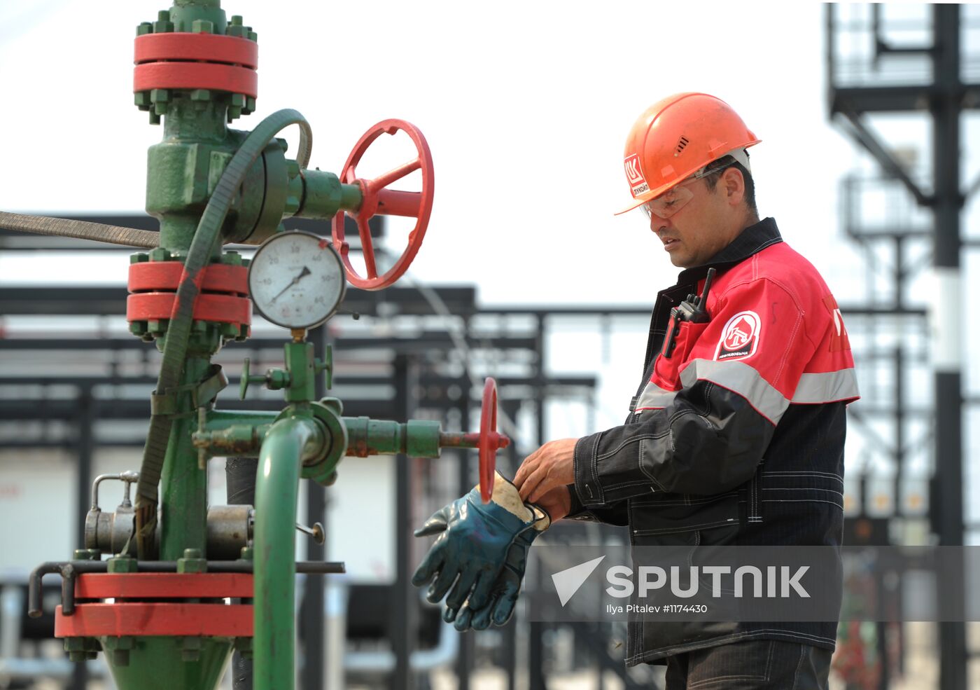 Oil production in cities of Khanty-Mansiysk Autonomous Okrug