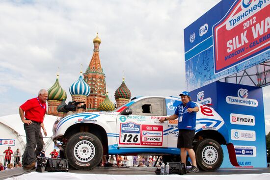 Motorsport. Opening of "Silk Road" rally-raid