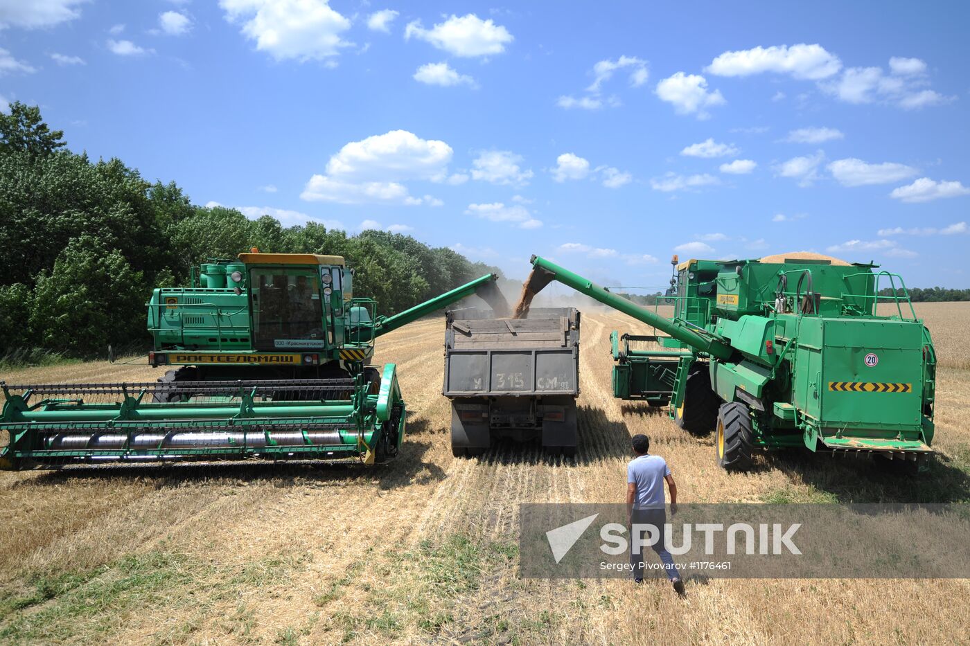 Harvesting crops in Rostov Region