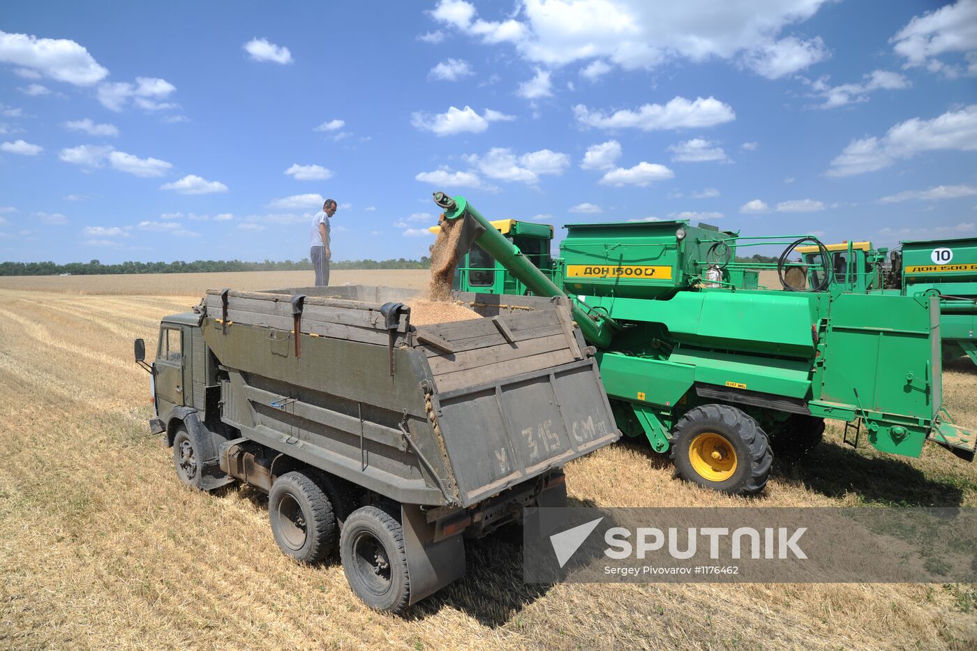 Harvesting crops in Rostov Region