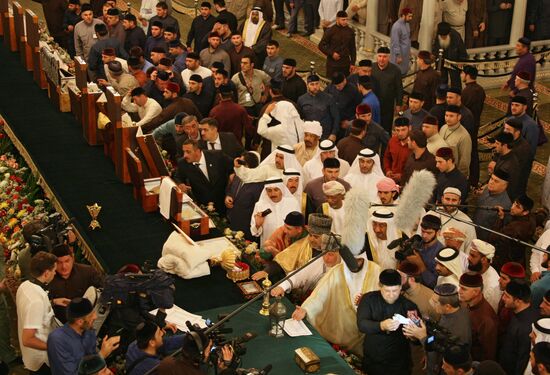 Prophet Muhammad relics brought to Grozny