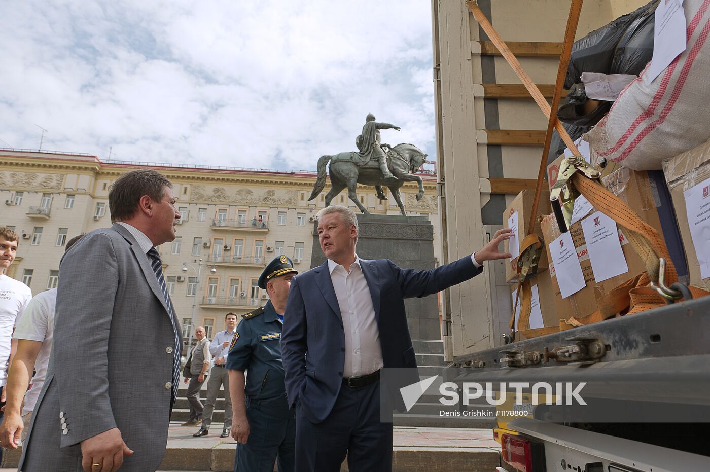 Dispatch of trucks with hymanitarian aid to Krasnodar Region