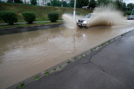 Powerful storm floods several streets of Moscow