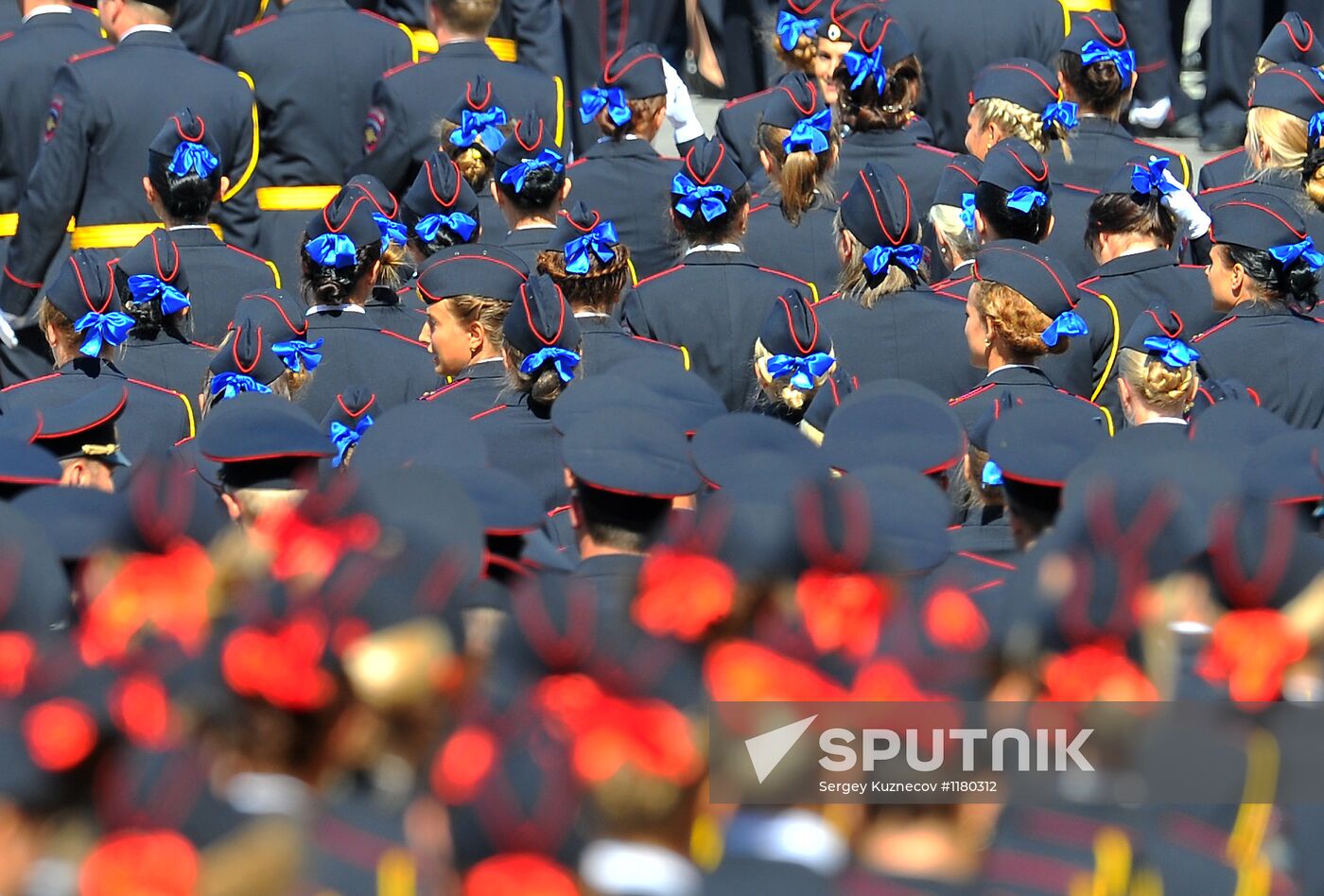 Presentation of diplomas at Internal Affairs University