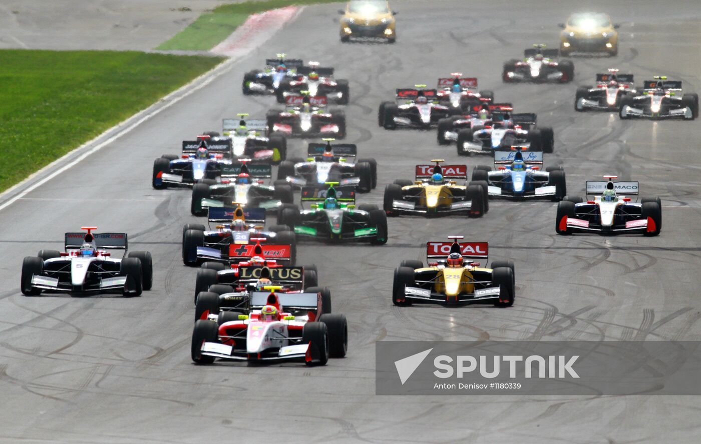 2012 Formula Renault Series season. Moscow Raceway. Day 2