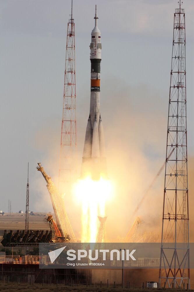 Launch of Soyuz TMA-05M manned spacecraft