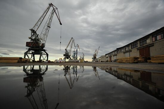 Arkhangelsk river port
