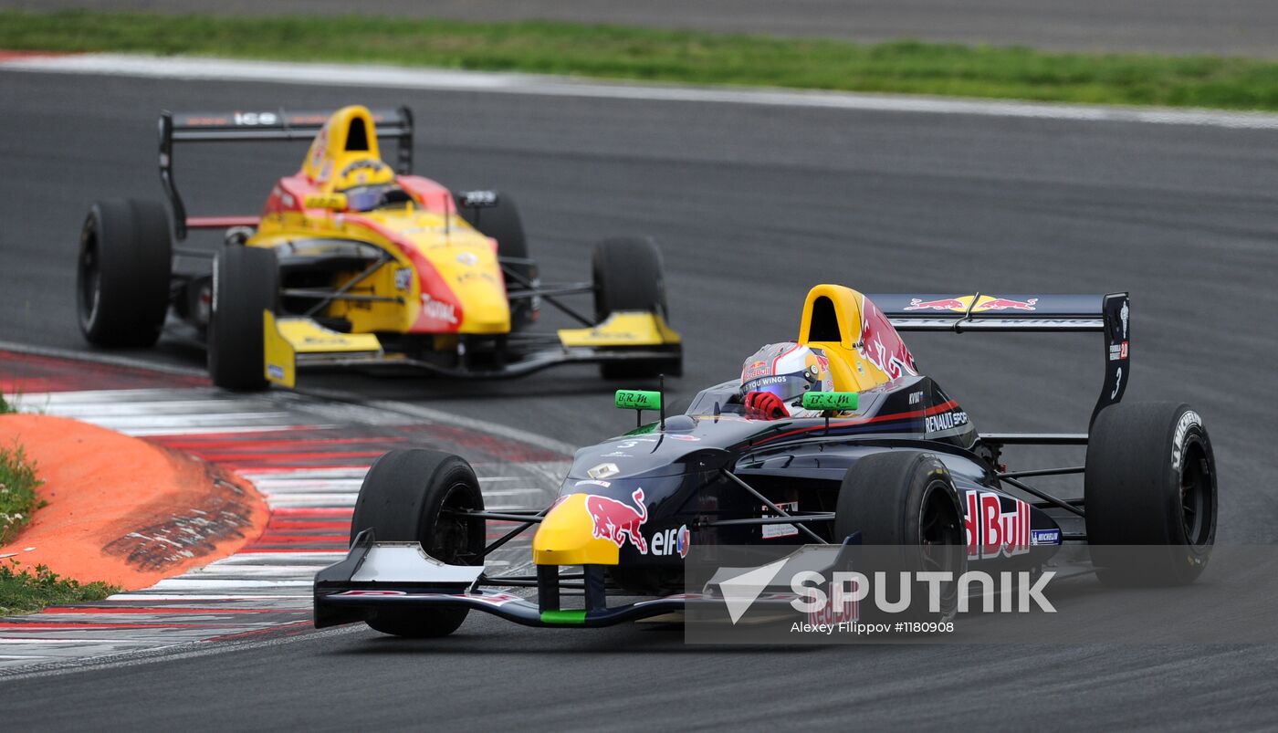 2012 Formula Renault Series season. Moscow Raceway. Day 3