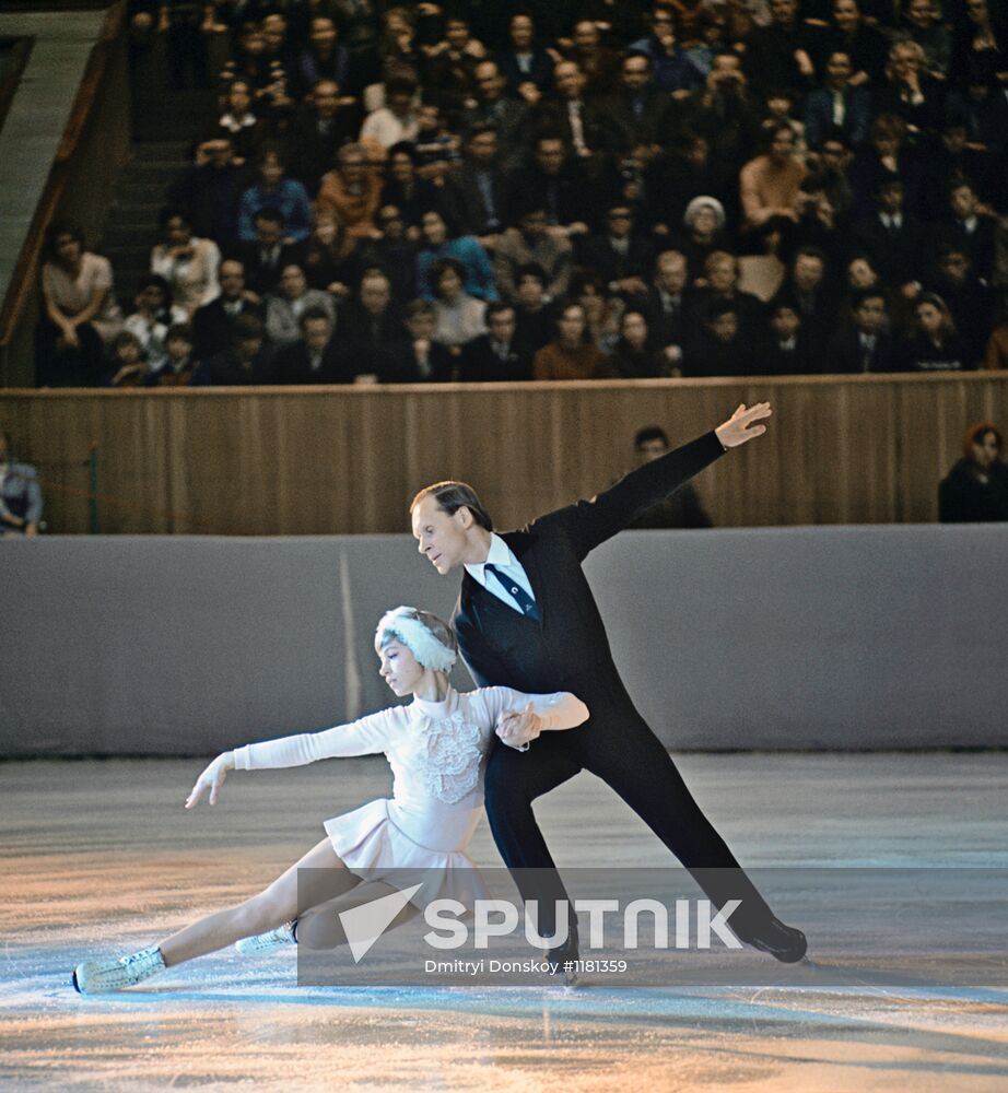 Former world champions Lyudmila Belousova and Oleg Protopopov