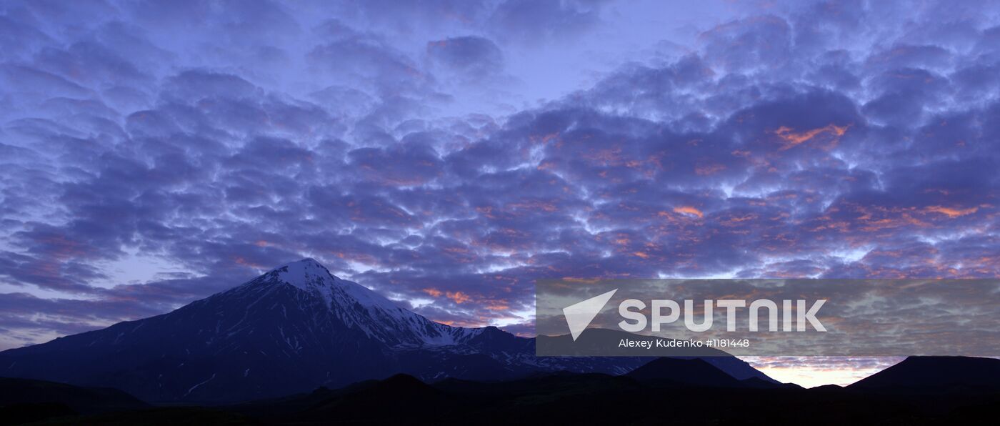 Work of volcanologists in BFTE area on Kamchatka Peninsula