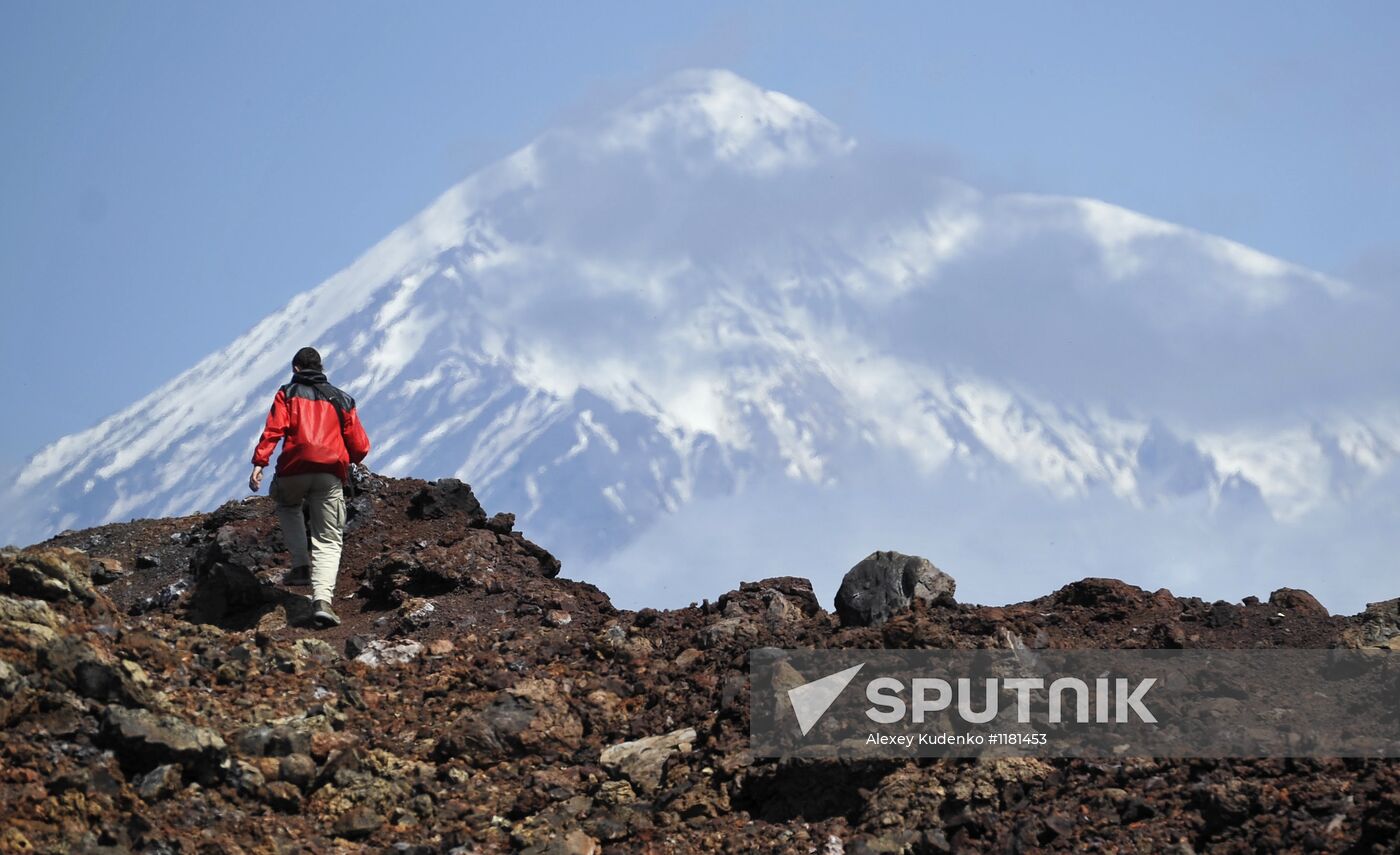 Volcanists work in GTFE area in Kamchatka