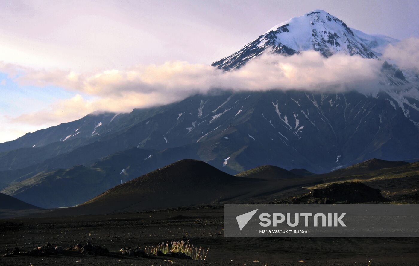 Volcanists work in GTFE area in Kamchatka