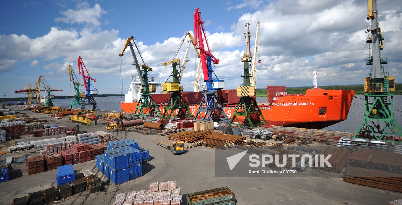 Arkhangelsk Sea Commercial Port