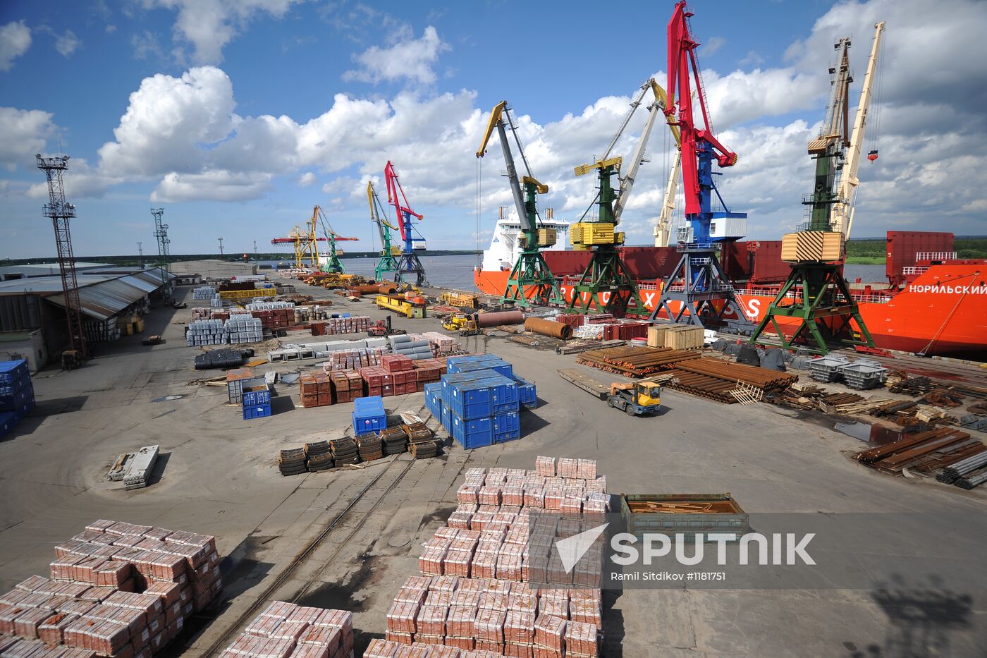 Arkhangelsk Sea Commercial Port