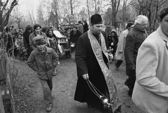 Funeral of distinguished Gypsy man