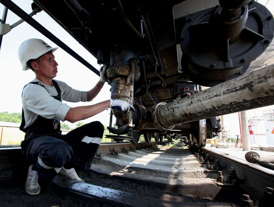 Work of Rosneft oil product depot in Primorsky Region