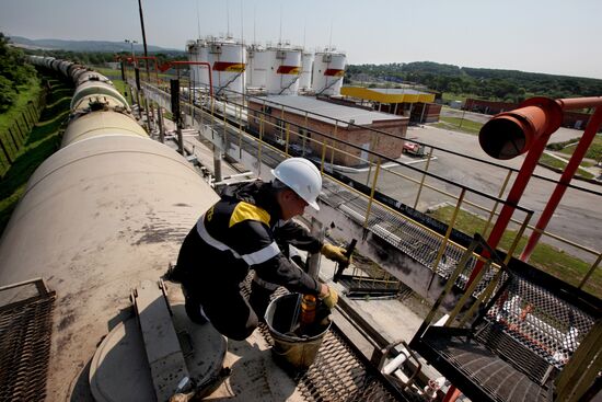Work of Rosneft oil product depot in Primorsky Region