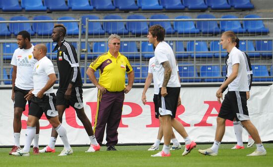 FC Anzhi Makhachkala holds training session
