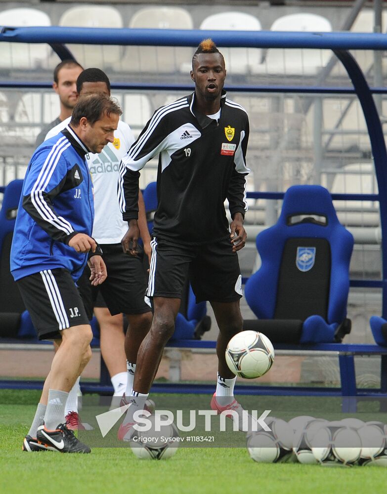 FC Anzhi Makhachkala holds training session