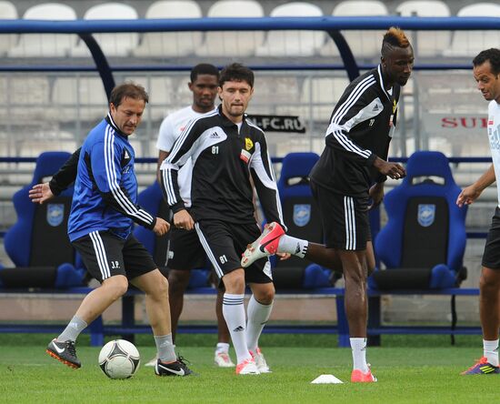 FC Anzhi Makhachkala holds training session