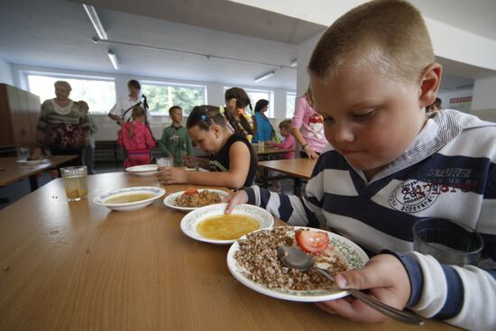 Children's summer camps in Leningrad Region