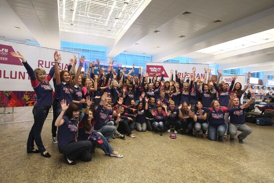 Russia’s national Olympic volunteer team departs for London