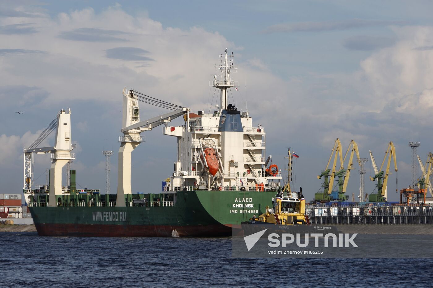 Ship "Alaed" arrives in St.Petersburg