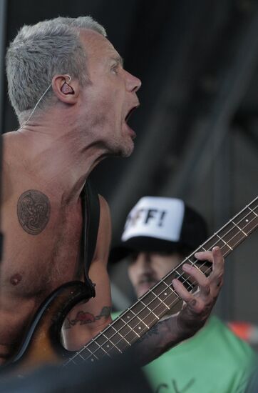 Red Hot Chili Peppers concert in St. Petersburg