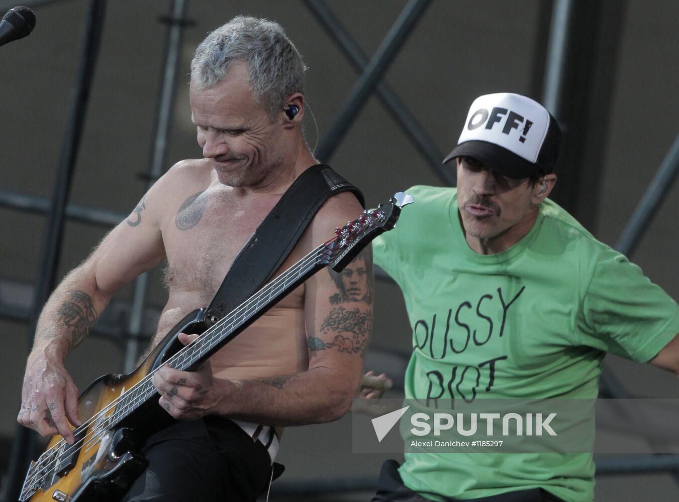 Red Hot Chili Peppers concert in St. Petersburg