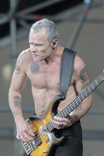 Red Hot Chili Peppers concert in St. Petersburg